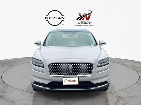 Used 2022 Lincoln Nautilus Reserve w/ Equipment Group 201A AWD/4WD image 2