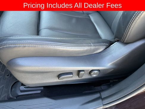 Used 2025 Subaru Outback Limited w/ Popular Package #2 AWD/4WD image 29