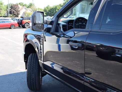 New 2026 Ford F350 XLT w/ FX4 Off-Road Package AWD/4WD image 4