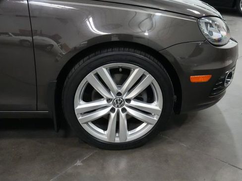 Used 2012 Volkswagen Eos Executive image 12