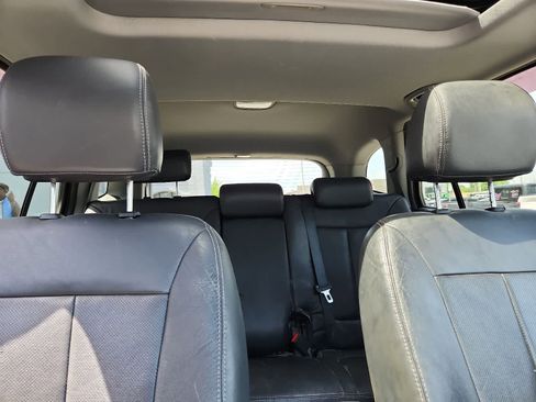 Used 2009 Hyundai Santa Fe Limited FWD image 19