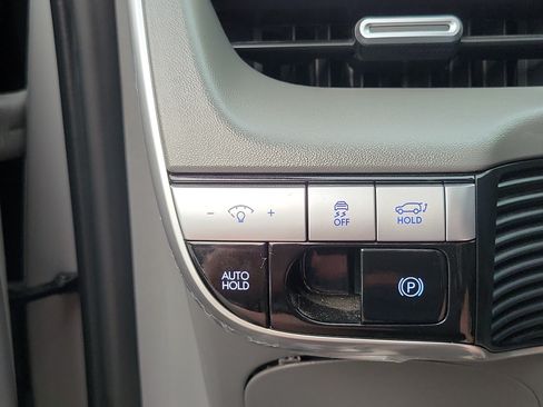 Certified 2024 Hyundai Ioniq 5 SEL RWD image 11