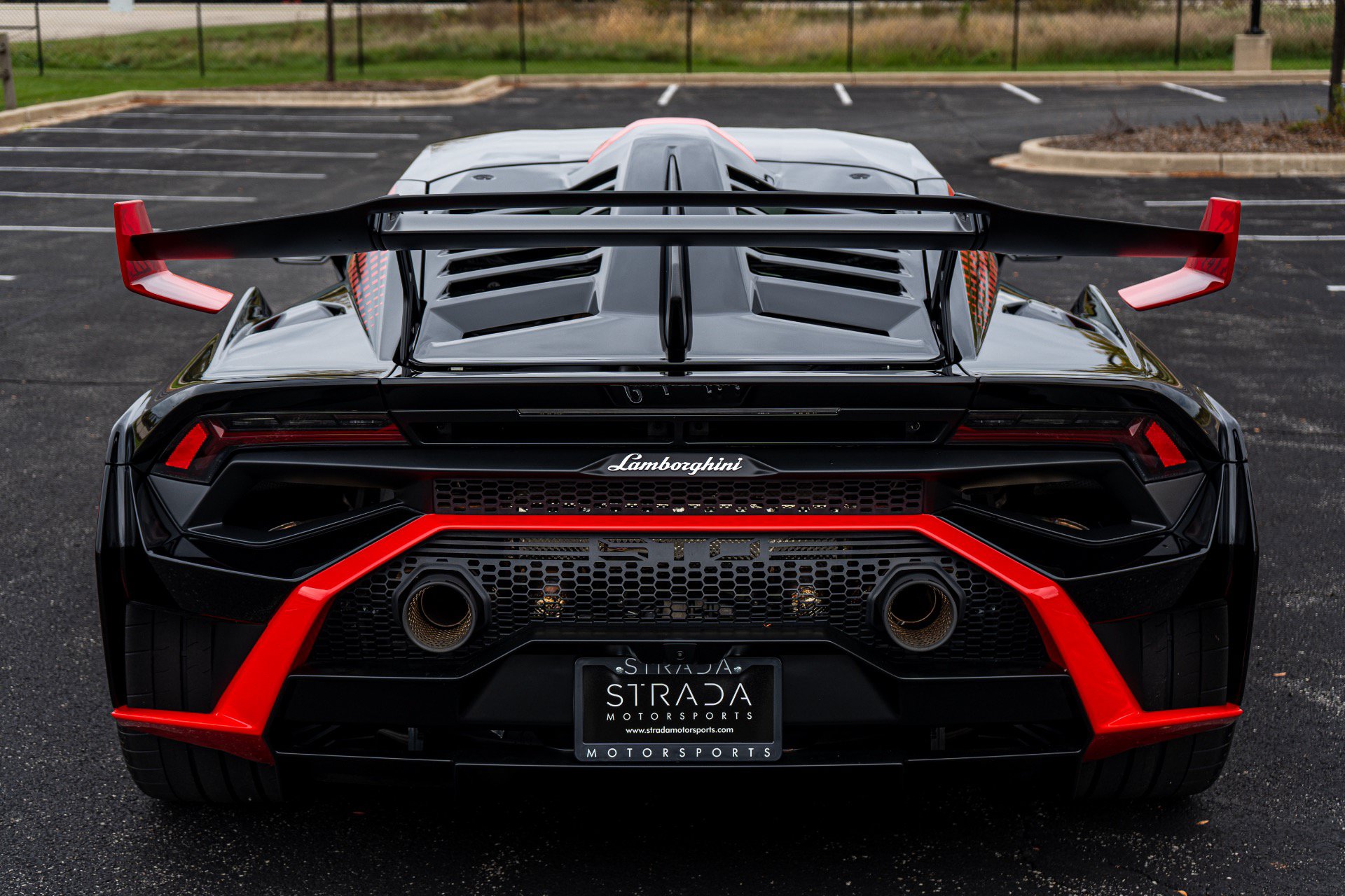 Used 2023 Lamborghini Huracan STO RWD image 6