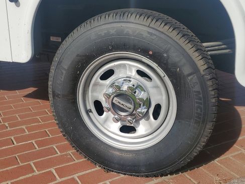 New 2023 Ford F250 XL w/ Snow Plow Prep Package image 5