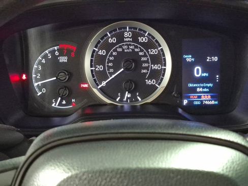 Used 2021 Toyota Corolla LE FWD image 14