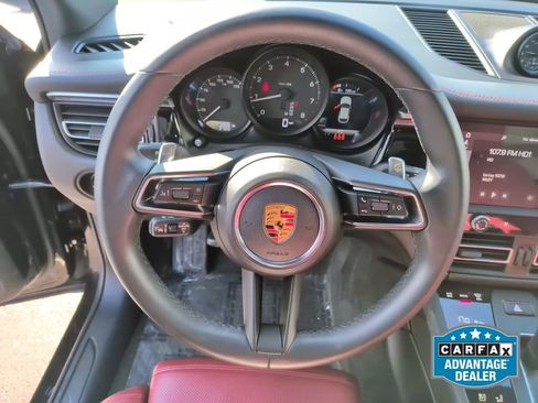 Used 2022 Porsche Macan AWD/4WD image 14