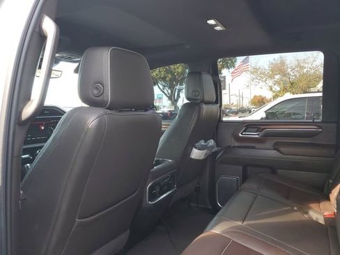 Used 2024 GMC Sierra 2500 Denali w/ Technology Package image 10