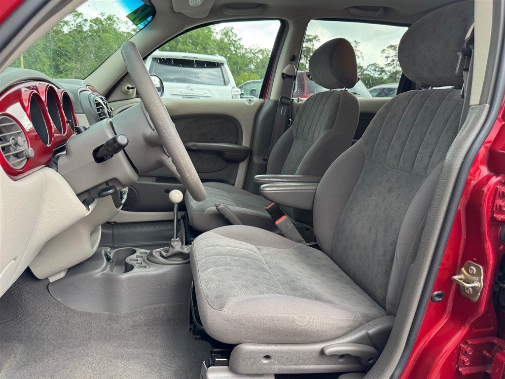 Used 2002 Chrysler PT Cruiser FWD image 14