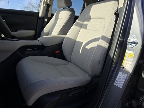 New 2026 Honda HR-V LX image 24