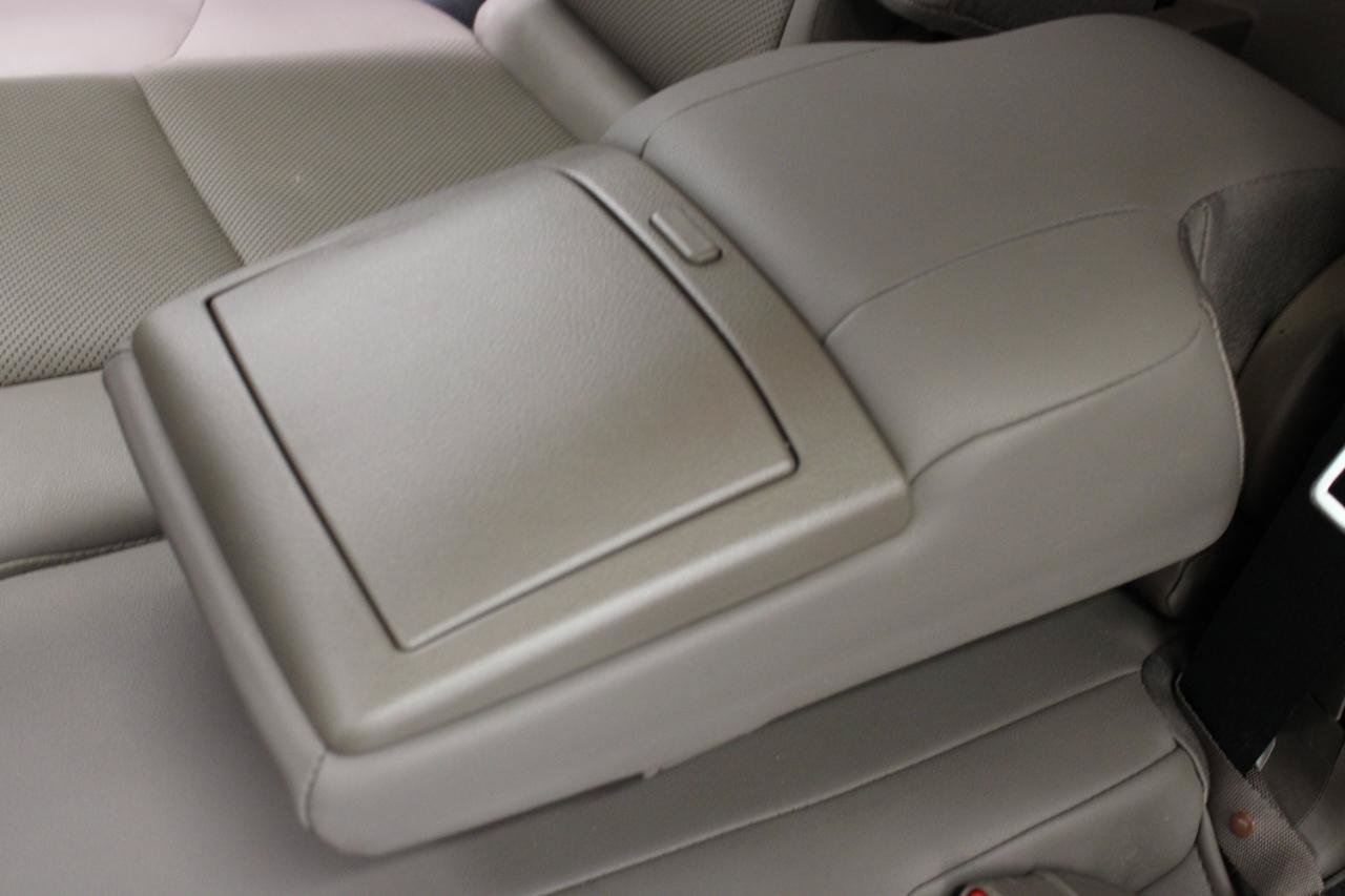 Used 2020 Lexus GX 460 Premium w/ Premium Package AWD/4WD image 38