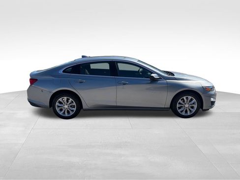 Used 2025 Chevrolet Malibu LT FWD image 7