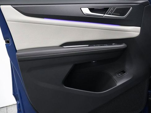 New 2025 Volkswagen Atlas Cross Sport SEL Premium R-Line image 12