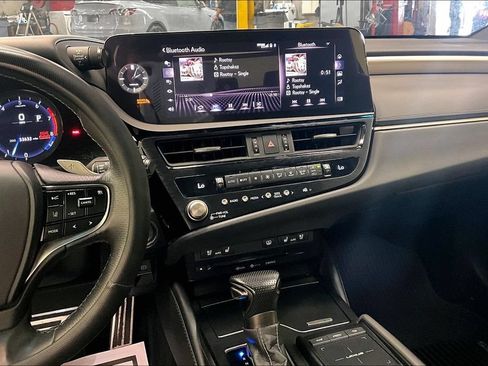 Used 2022 Lexus ES 350 F Sport FWD image 5