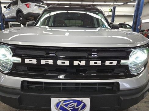 Used 2021 Ford Bronco Sport Outer Banks image 4