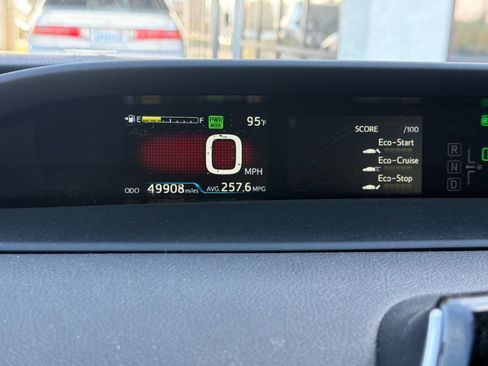 Used 2020 Toyota Prius Prime LE FWD image 21