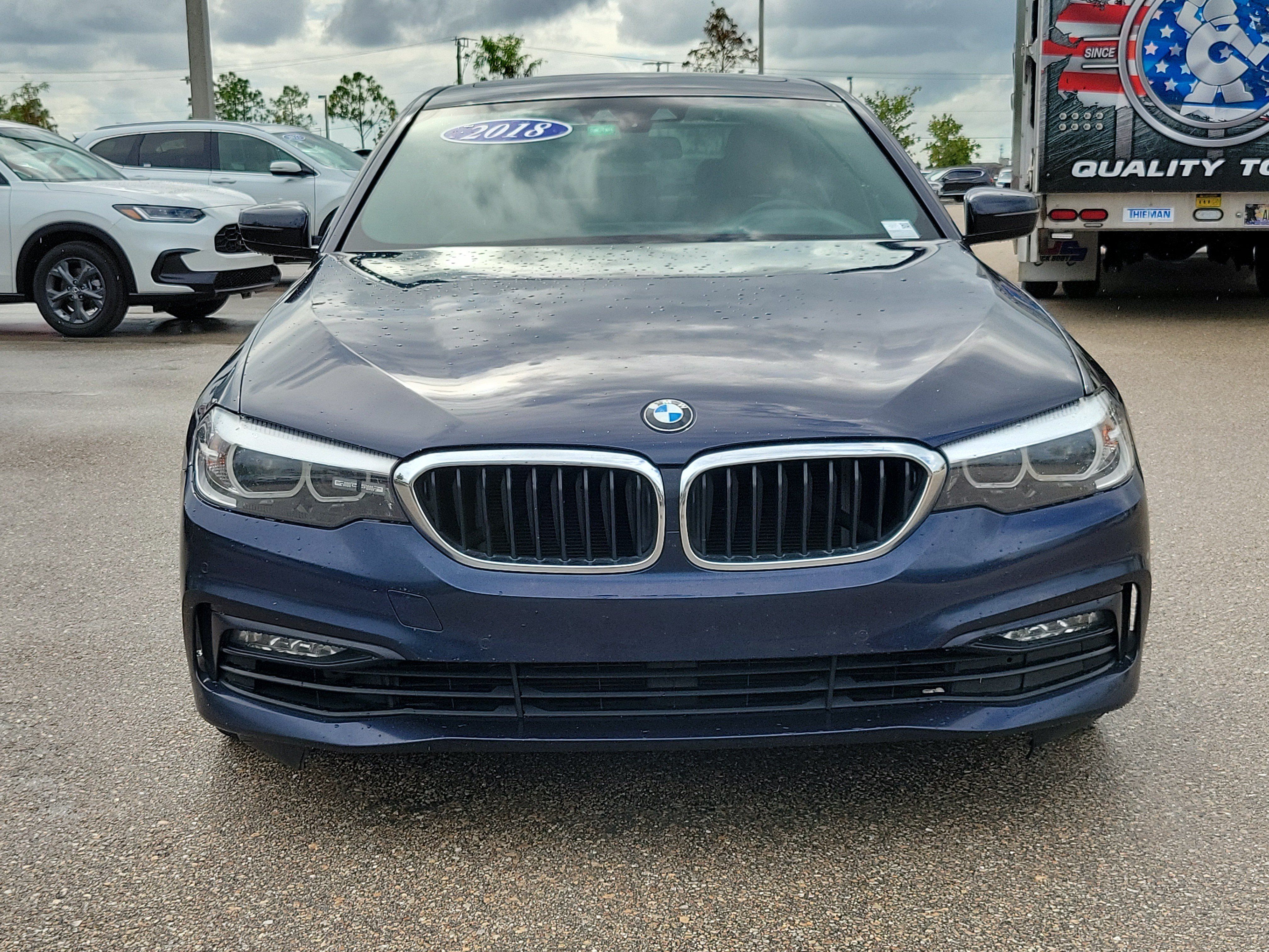 Used 2018 BMW 530e w/ Premium Package 2 RWD image 2