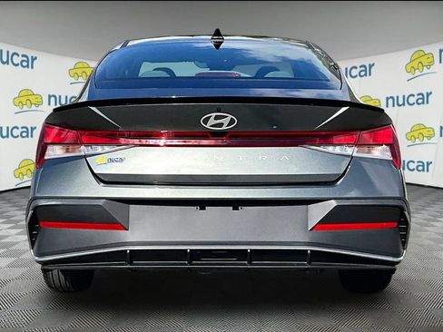 Used 2026 Hyundai Elantra Sport FWD image 5