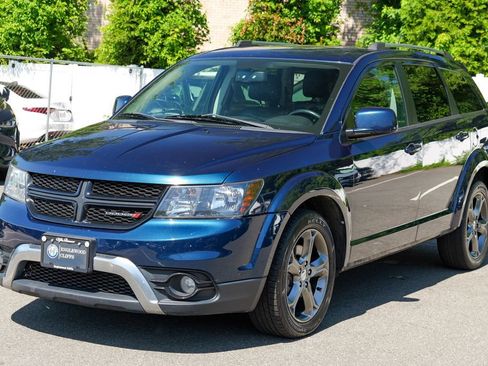 Used 2015 Dodge Journey Crossroad w/ Flexible Seating Group AWD/4WD image 3