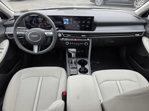 New 2025 Hyundai Sonata SE image 16