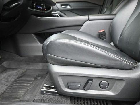 Used 2023 Nissan Rogue SL image 20