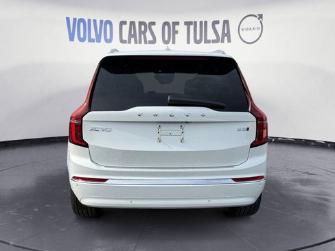New 2026 Volvo XC90 B5 Plus image 4