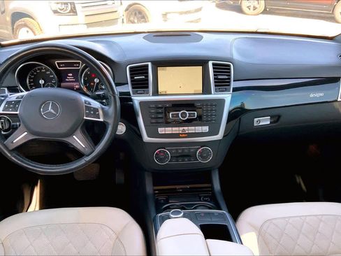 Used 2014 Mercedes-Benz GL 450 4MATIC image 14