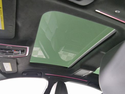 Used 2022 Audi S8 image 22