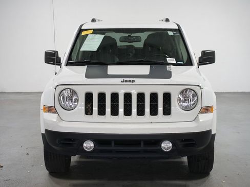 Used 2017 Jeep Patriot Sport w/ Power Value Group image 2