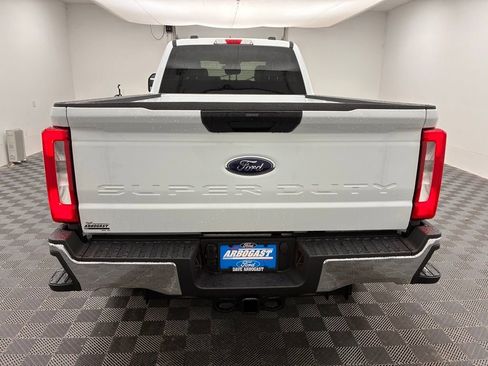 New 2026 Ford F350 XLT AWD/4WD image 8