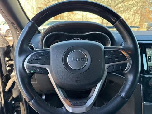 Used 2019 Jeep Grand Cherokee Overland image 14