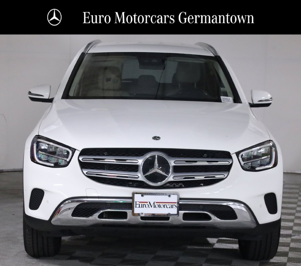 Certified 2022 Mercedes-Benz GLC 300 4MATIC image 2