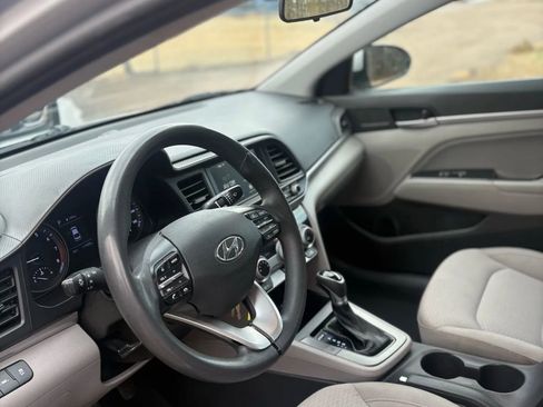 Used 2019 Hyundai Elantra SEL image 33