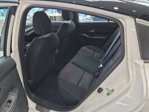 New 2026 Nissan Sentra SR FWD image 12