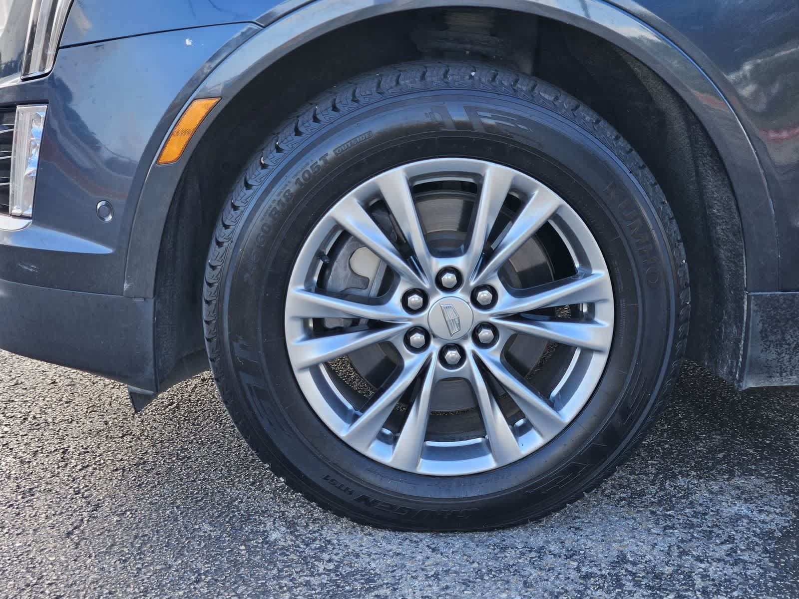 Used 2020 Cadillac XT5 Premium Luxury FWD image 9