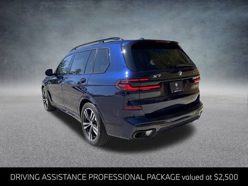 New 2026 BMW X7 xDrive40i w/ M Sport Package AWD/4WD image 3