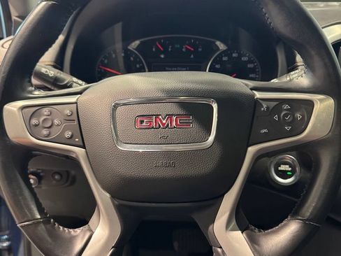 Used 2021 GMC Terrain SLT w/ Infotainment Package II FWD image 18