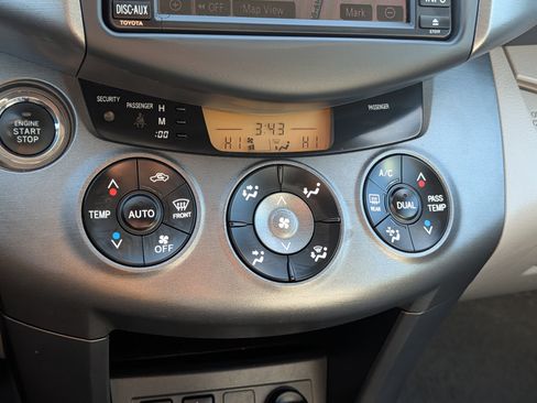 Used 2010 Toyota RAV4 Limited image 23