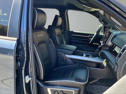 New 2026 RAM 1500 Laramie AWD/4WD image 8