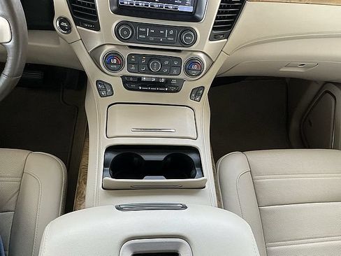 Used 2017 GMC Yukon Denali w/ Open Road Package AWD/4WD image 25
