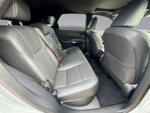 Used 2025 Lexus RX 350 Premium w/ Accessory Package (Z1) FWD image 17