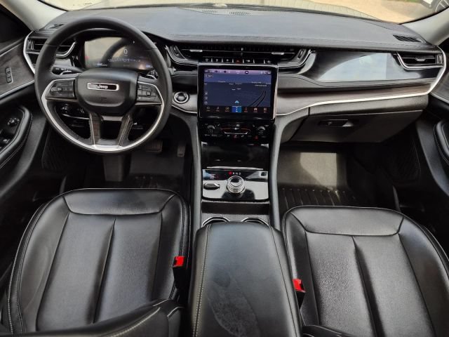 Used 2023 Jeep Grand Cherokee Limited AWD/4WD image 20