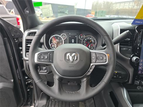 New 2026 RAM 2500 Big Horn AWD/4WD image 31