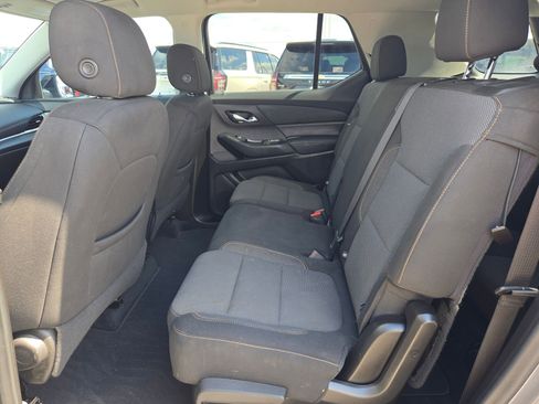 Certified 2021 Chevrolet Traverse LS FWD image 13
