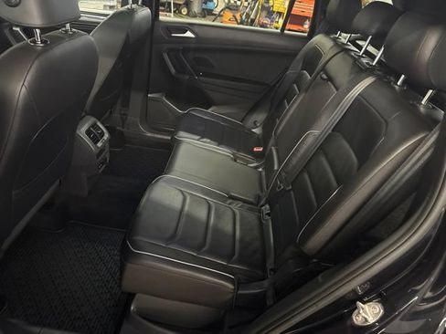 Used 2020 Volkswagen Tiguan SEL Premium R-Line AWD/4WD image 22