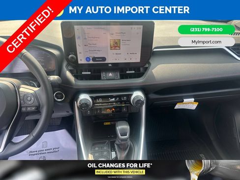 Certified 2025 Toyota RAV4 XSE AWD/4WD image 20
