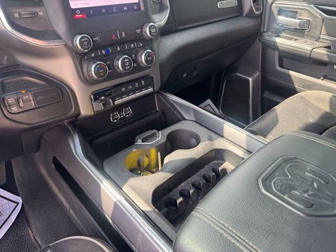 Used 2022 RAM 2500 Laramie w/ Night Edition AWD/4WD image 24