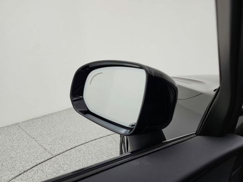 Used 2025 Volvo XC60 B5 Plus AWD/4WD image 47