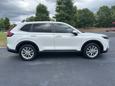 Certified 2024 Honda CR-V EX image 10