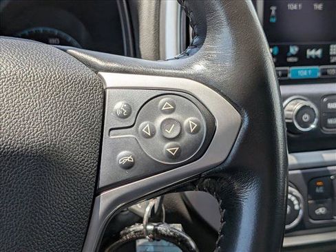 Used 2018 Chevrolet Colorado LT w/ LT Convenience Package AWD/4WD image 12