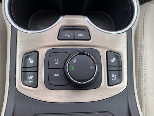Used 2018 GMC Terrain Denali w/ Advanced Safety Package FWD image 25